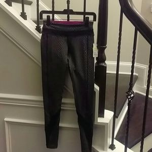 Hard Tail brand new workout pants